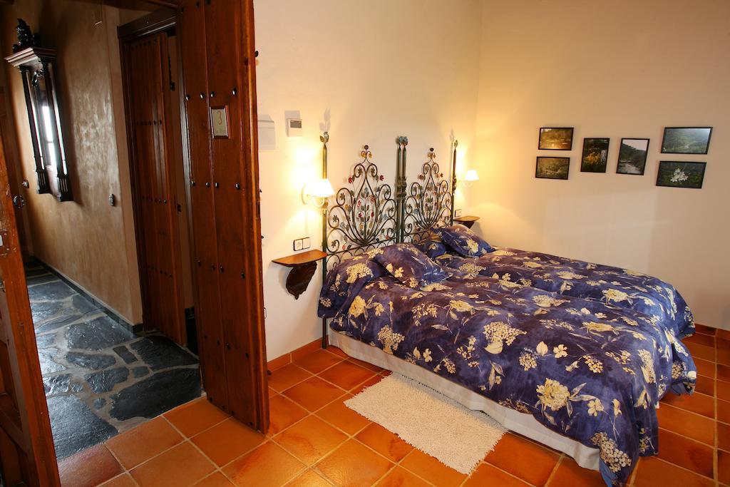 Palacio Viejo De Las Corchuelas Torrejón el Rubio Quarto foto